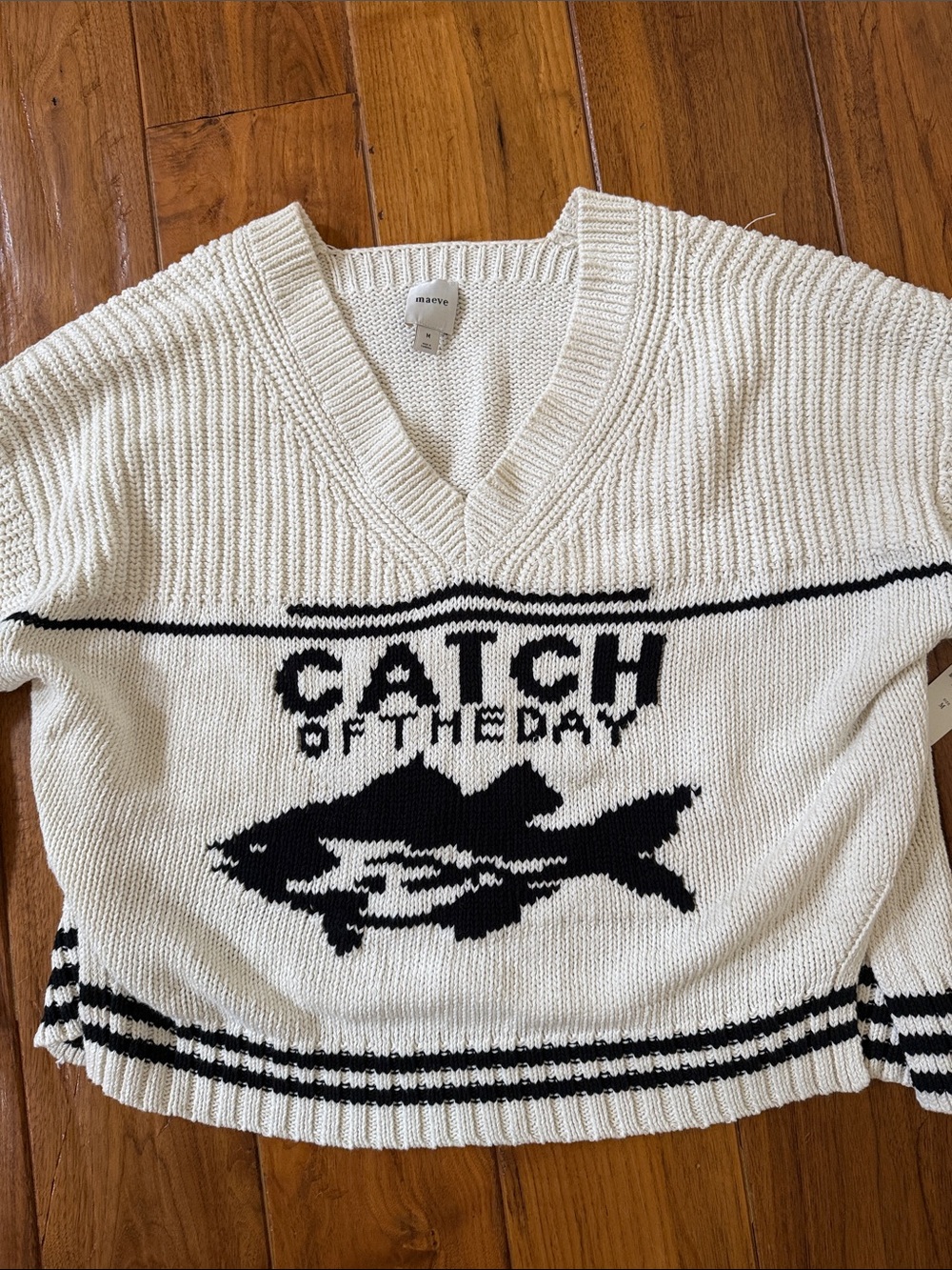 NWT- Maeve Cream V‑Neck Knit Sweater “catch of Day” sz M - Picture 3 of 6